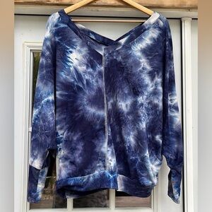 Long Bat Sleeves Tie Dye Shirt